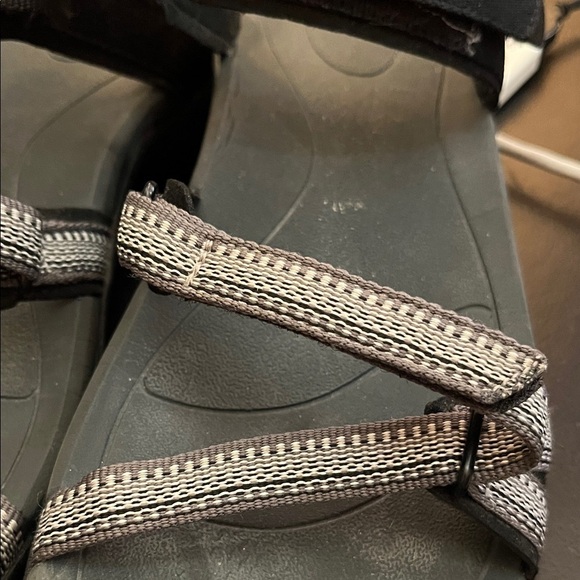 Teva Verra Hiking Sandal Black and White Size 8.5 - Picture 2 of 5